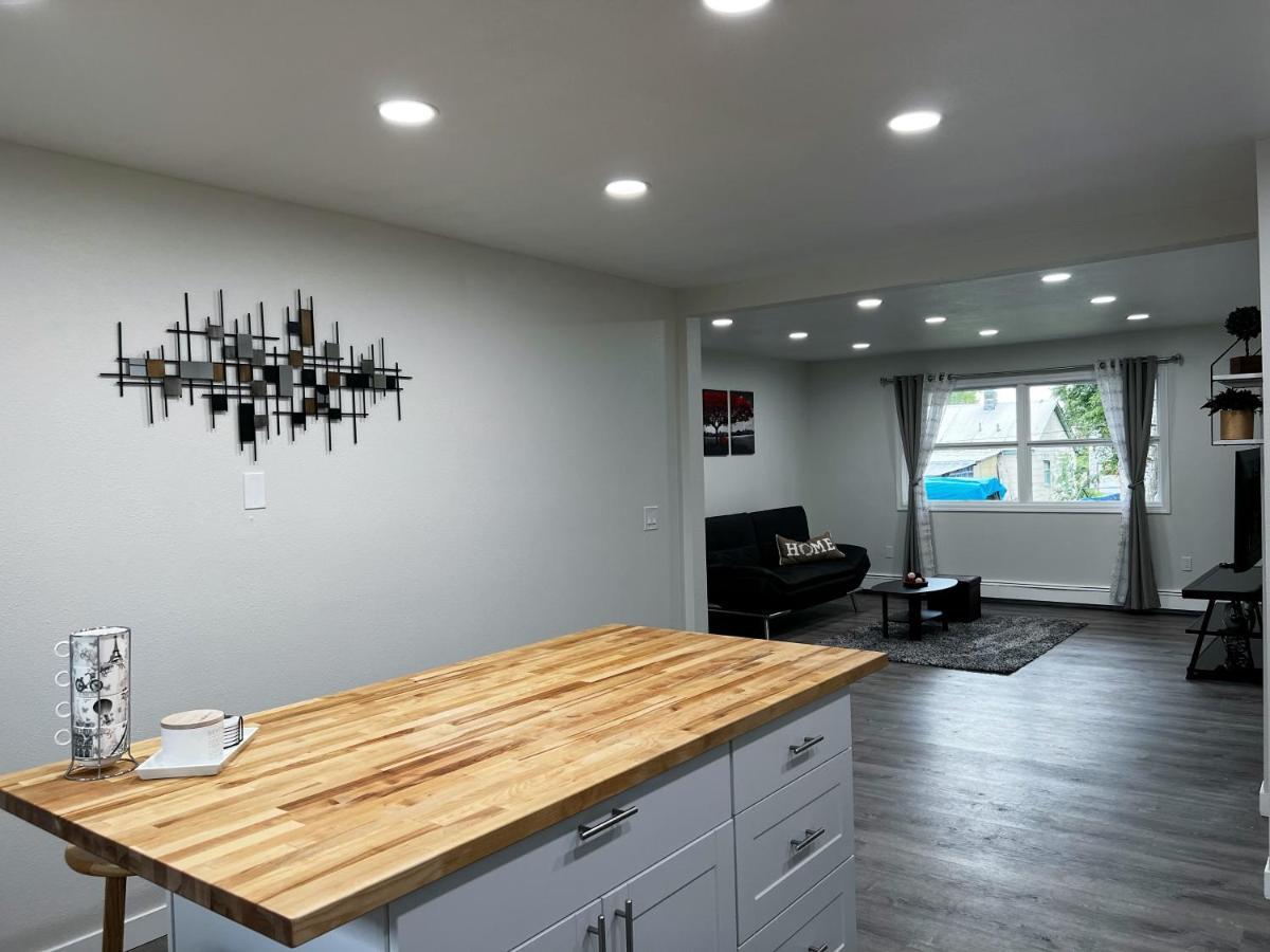 Anchorage Midtown Apartment- Wyoming 1 Bagian luar foto